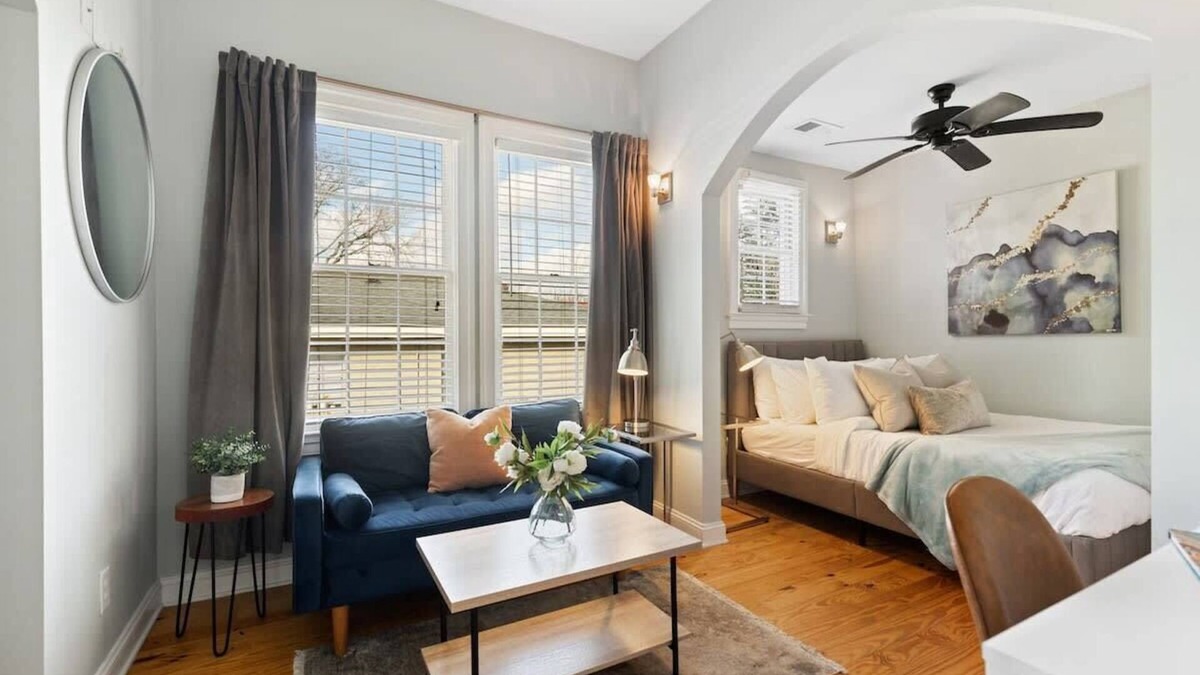 Westside Apartment | Charming & Central Apartment Downtown