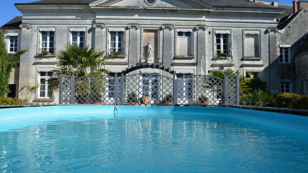 Chatillon-sur-Indre Cottage | Charming Chateau with Pool, 4 Bedrooms, Near Loire Castles and Zoo