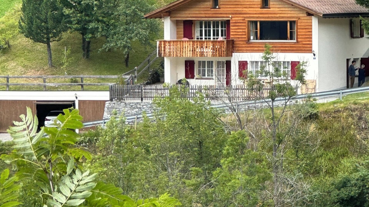 Litziruti Ski Chalet | Charming Chalet by Arosa with stunning Alpine views