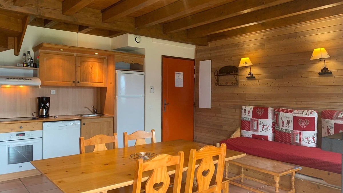 Pra Loup Ski Chalet | Charming chalet with terrace, 2 bedrooms, Pra Loup