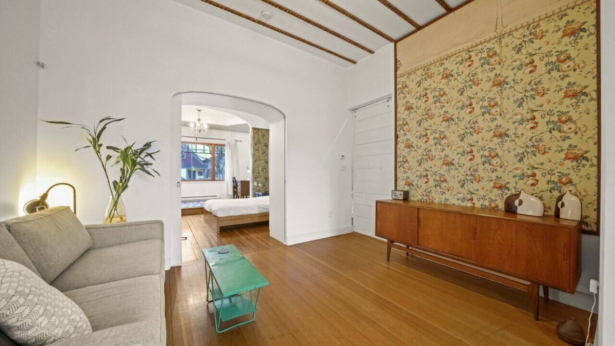 Downtown Eastside House | Charming Character-filled Heritage Home near DT