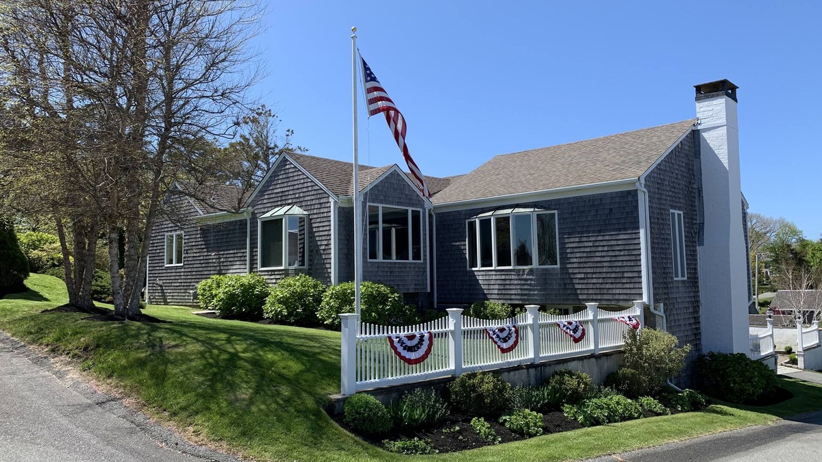 North Chatham House | Charming Chatham Cottage!
