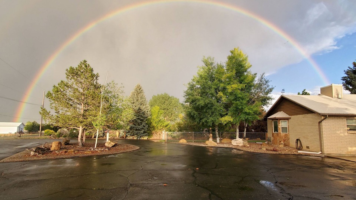 Lapoint House | Charming, Clean, and Well Cared For "Ashley's Place"