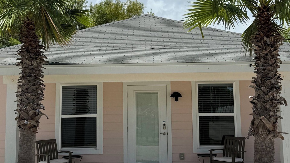 Fulton Cottage | Charming Coastal 1 Bedroom Cottage in Rockport, TX