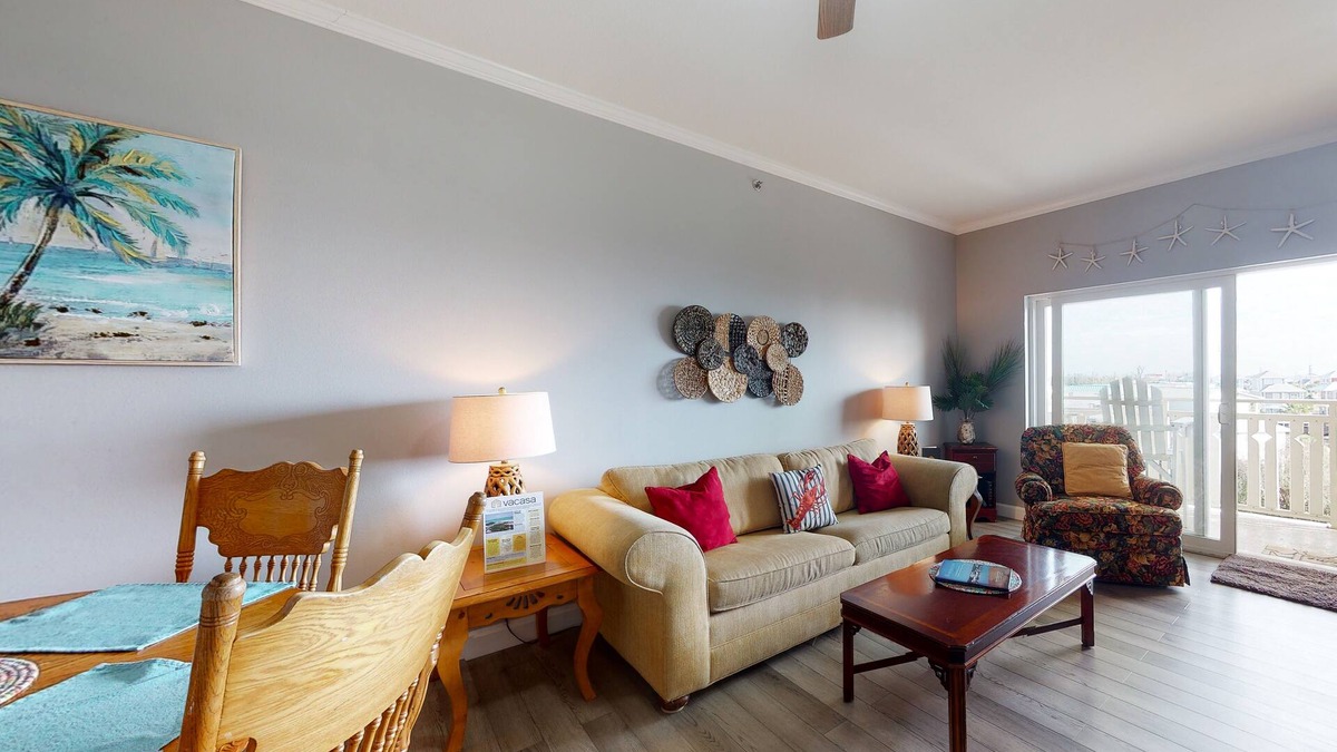Waterside Village Condo | Charming Condo at Waterside with Shared Pool, Hot Tub, Free WiFi, and AC