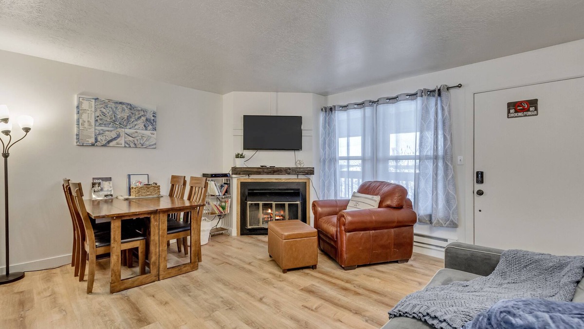 Wolf Creek Condo | Charming condo w/king bed, hot tub, pool, minutes away from world class skiing
