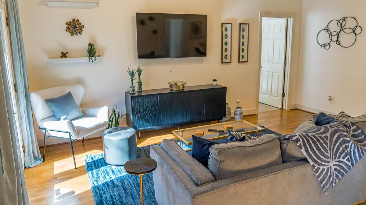 Redmont Park Condo | Charming Condo with Neighborhood Feel, Perfectly Located in Highland Park!