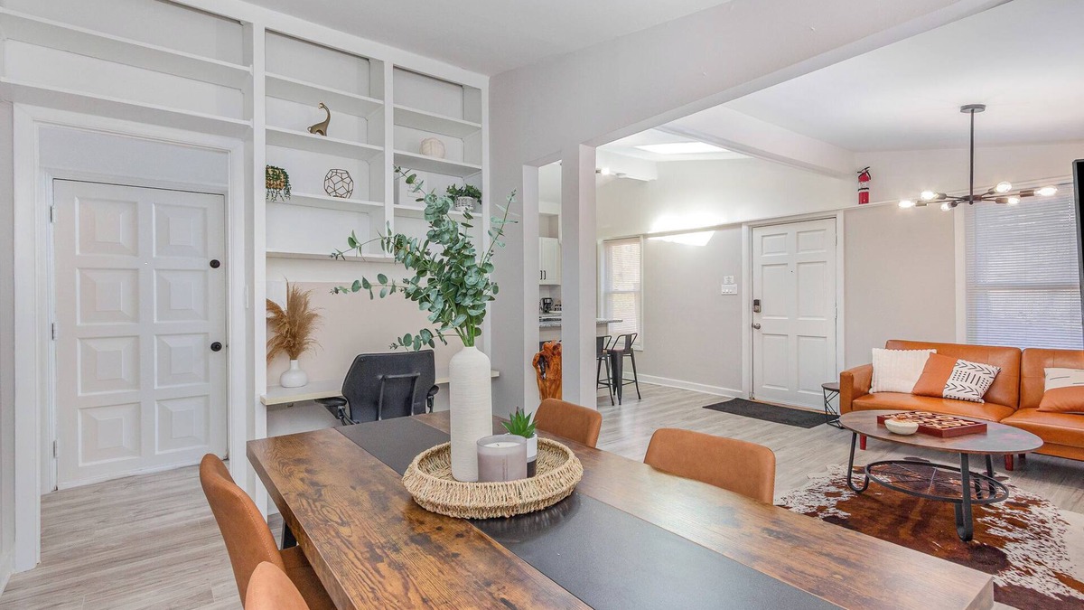 Durham House | Charming Contemporary 2 Bedroom Home in Durham