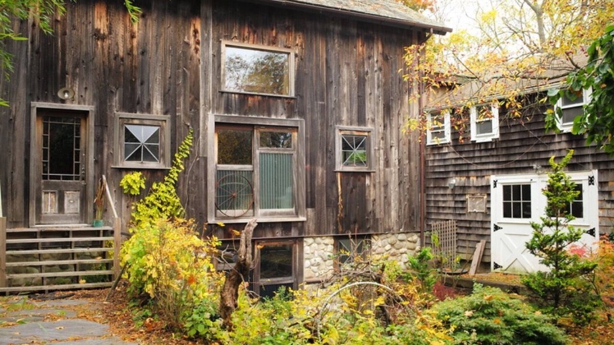 Bellport House | Charming Converted Barn and Cottage walk to the Fire Island Ferry, rental by mo.