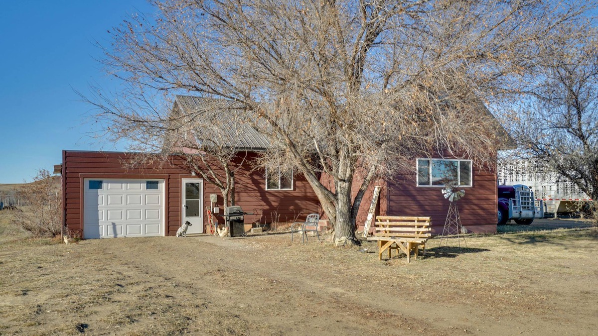 Lindsay House | Charming 'Corral Creek Ranch House' in Circle