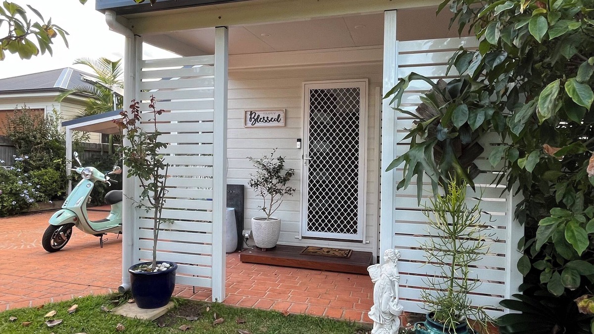 Yattalunga Cottage | Charming cosy cottage with 3 bedrooms and WiFi, AC in enchanting Yattalunga
