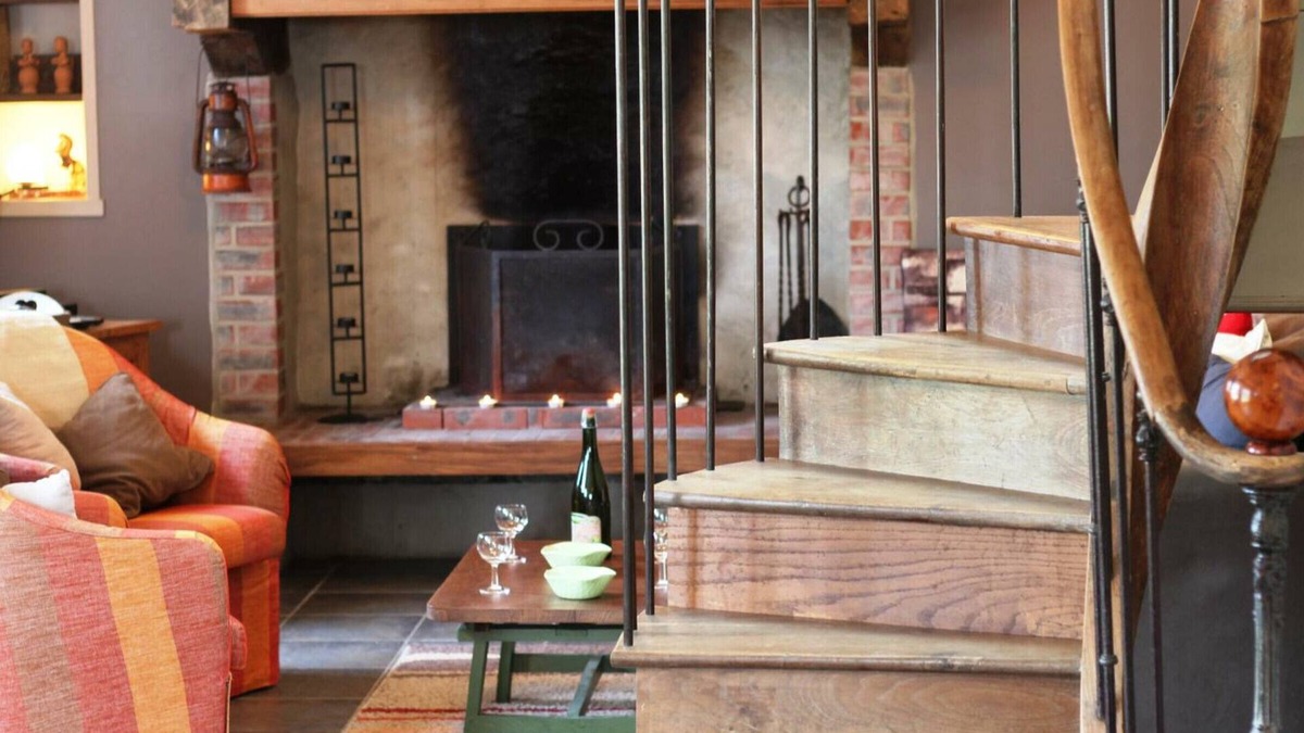 Orval Cottage | Charming Cottage with Fireplace, Private Garden & Pond in Scenic Countryside