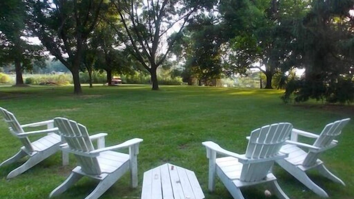 Bozman Cottage | Charming cottage along water with private pier, near St. Michaels Winery