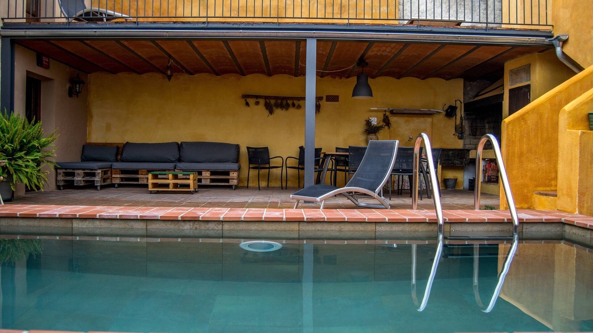 El Vendrell Cottage | Charming cottage for couple 8/11 people very close to the beach