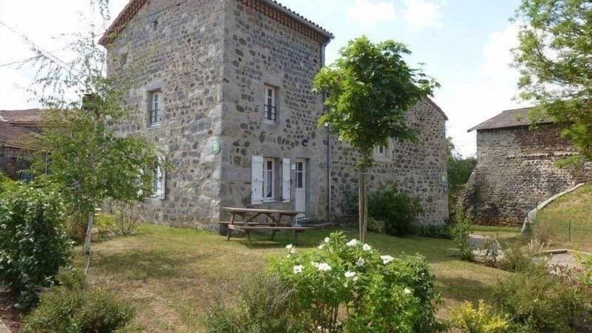 Rauret Cottage | Charming Cottage for 4 in Joncherette, Near Allier Gorges and Pradelles
