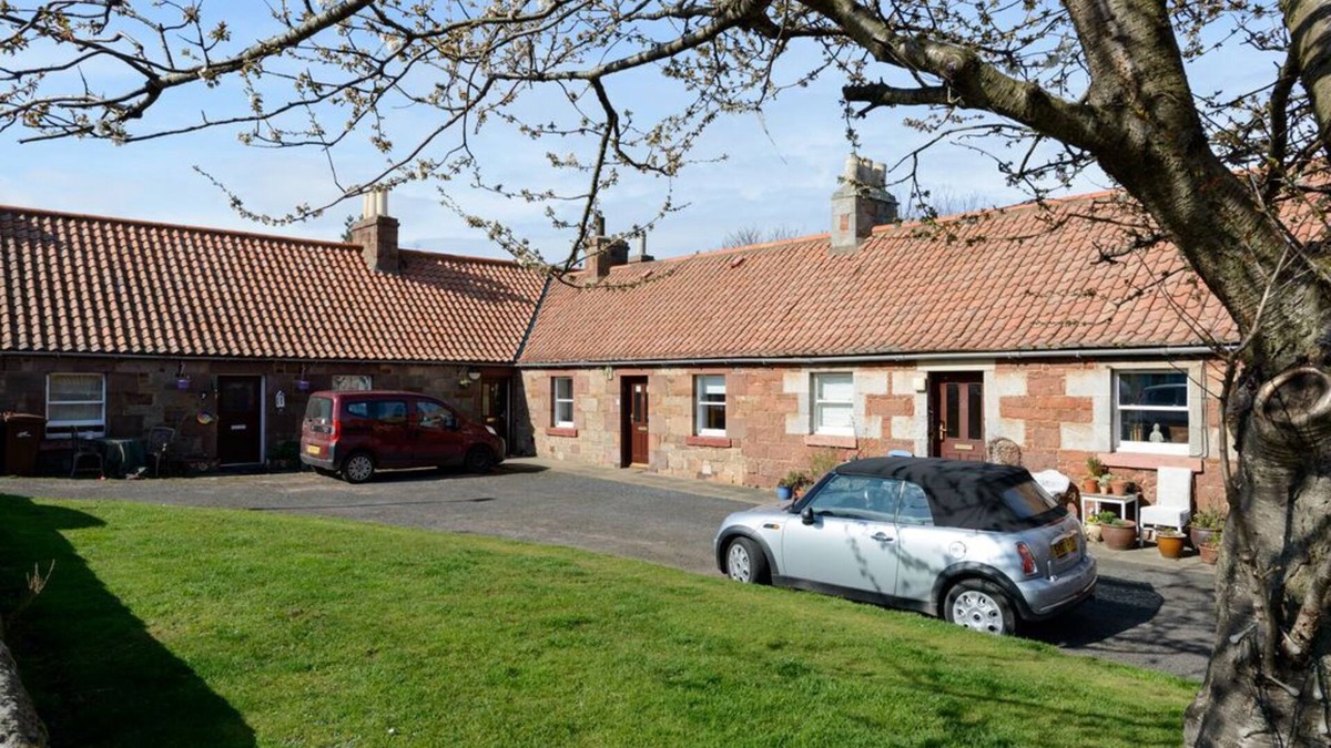 North Berwick Cottage | Charming Cottage in North Berwick with Sea Views