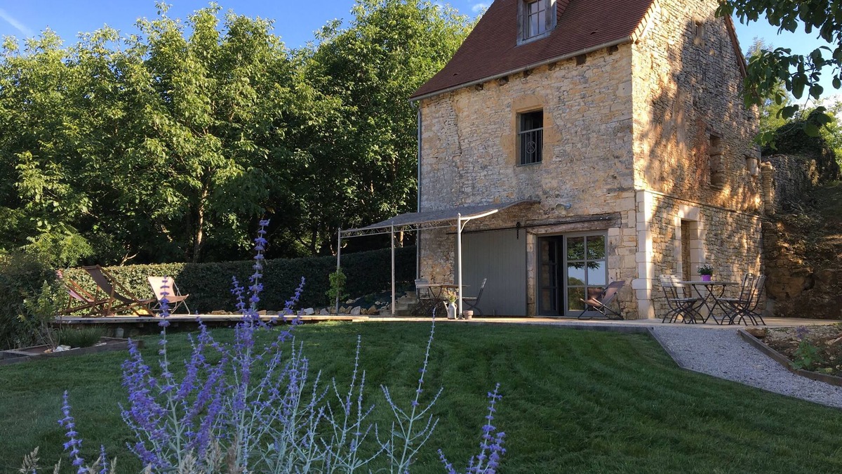 Chourgnac Cottage | Charming cottage in black Perigord