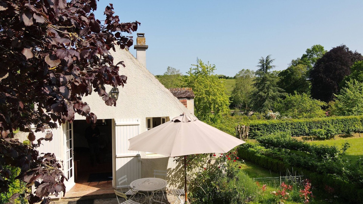 La Hoguette Cottage | Charming cottage in the countryside, rated 3 stars.