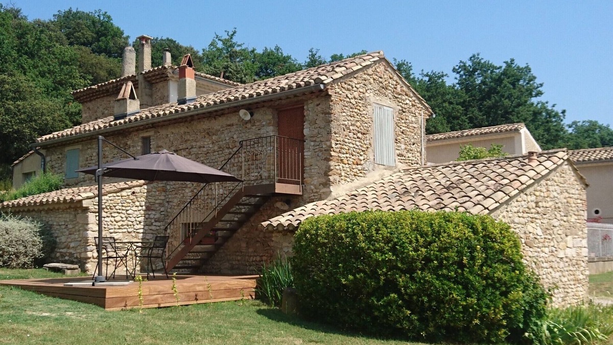 Roaix House | Charming cottage in old character farm near Vaison la Romaine.