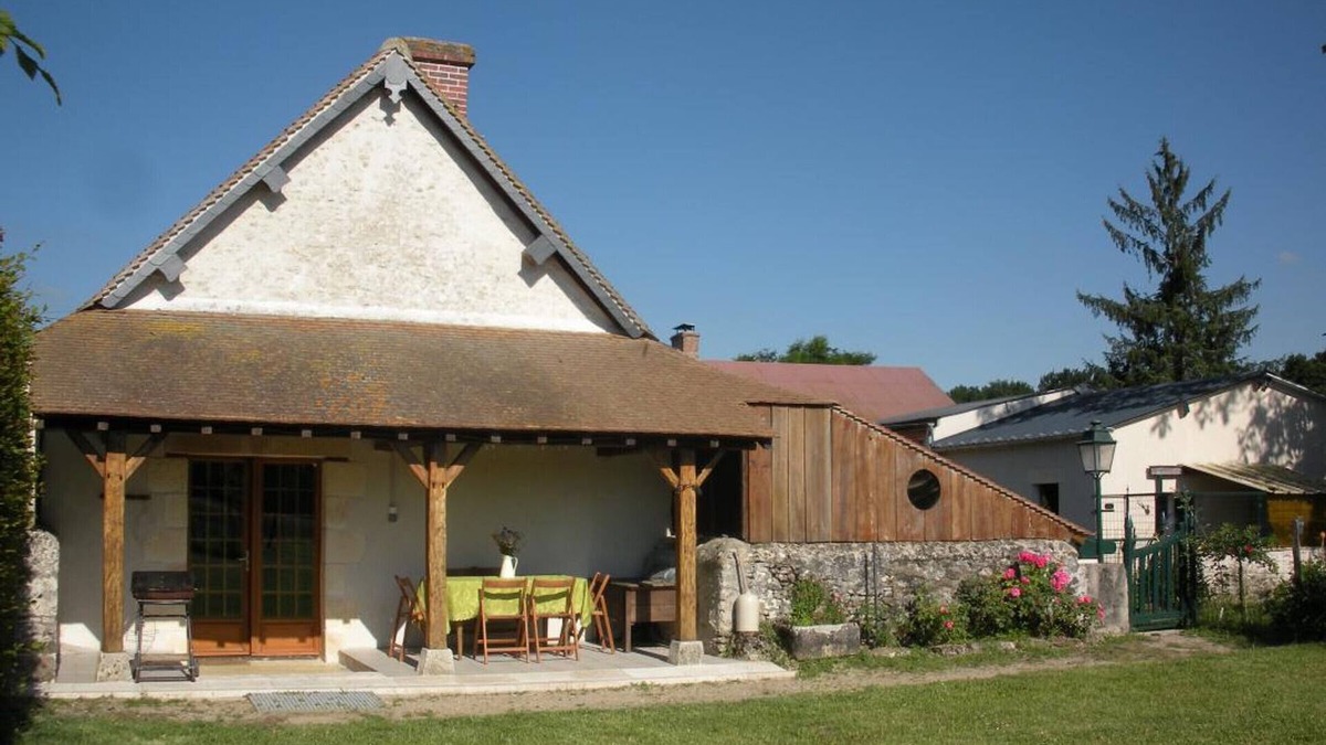 Fresnes Cottage | Charming Cottage Near Castles, Garden, Bikes, WiFi, Pet-Friendly