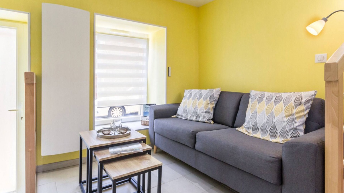 Vertou Cottage | Charming Cottage near River & Park, 10km from Nantes, Free Parking, WiFi, Baby-Friendly