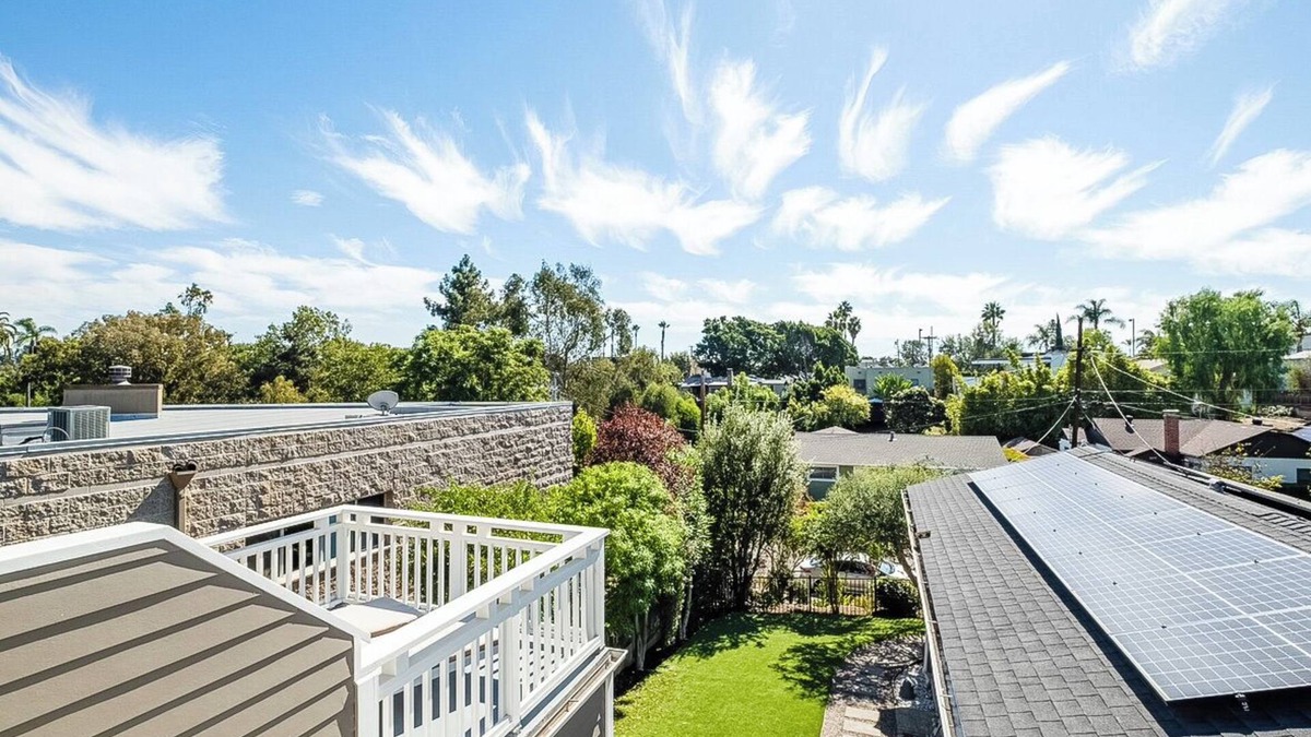 Normal Heights Apartment | Charming cottage near Adams with rooftop deck