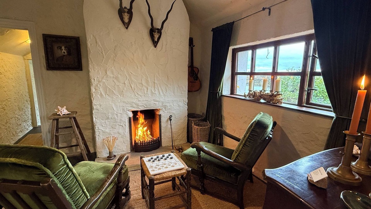 Bunbeg House | Charming Cottage on Bunbeg Harbor in Donegal