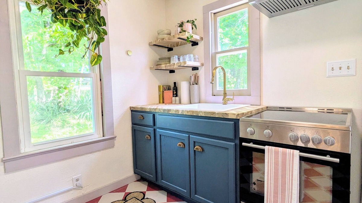 Waynesville Cottage | Charming Cottage with a View. Low Cleaning Fee. nClose to Fort Leonard Wood.