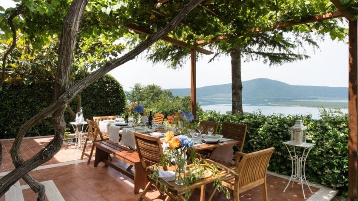 Caprarola Villa | Charming cottage with garden and lake view near Rome, pool, Wifi up to 3 people