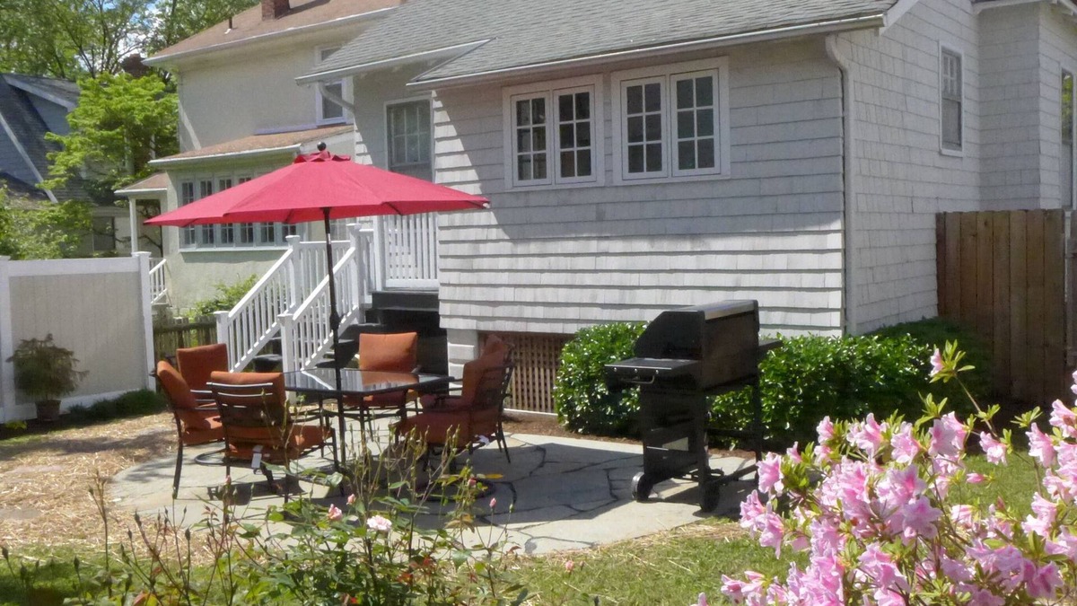 Annapolis House | Charming cottage with parking. Easy walk to downtown.