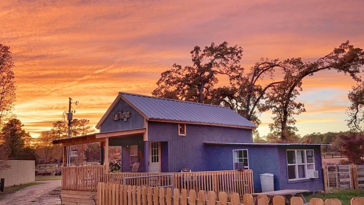 Montgomery Cottage | Charming cottage with AC and WiFi in enchanting Richards