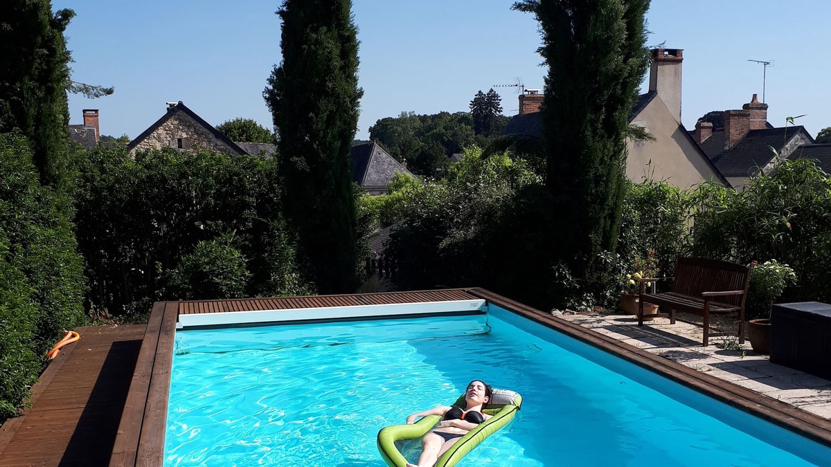 Le Guedeniau House | Charming cottage, XVIII, near forests, heated pool. La Flèche zoo 25 mins away