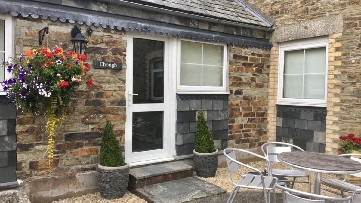 Bodmin Cottage | Charming Cottages in Converted Stone Barns 3 bedroom sleeps 5