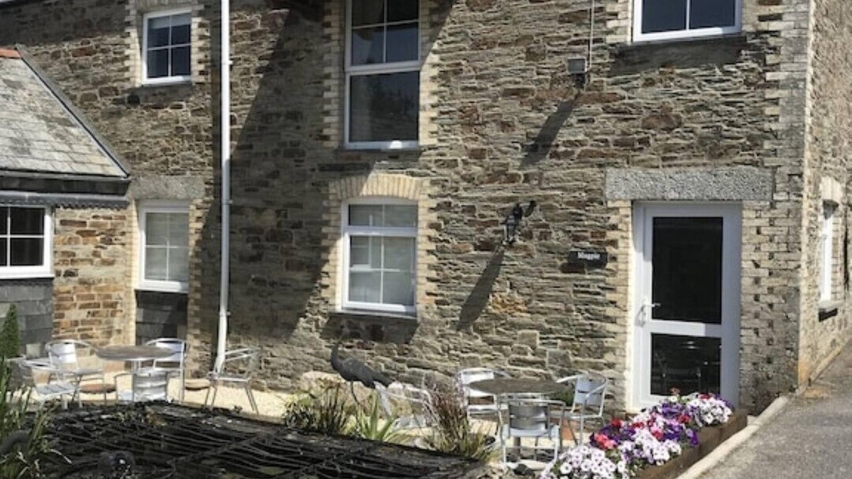 Bodmin House | Charming Cottages in Converted Stone Barns