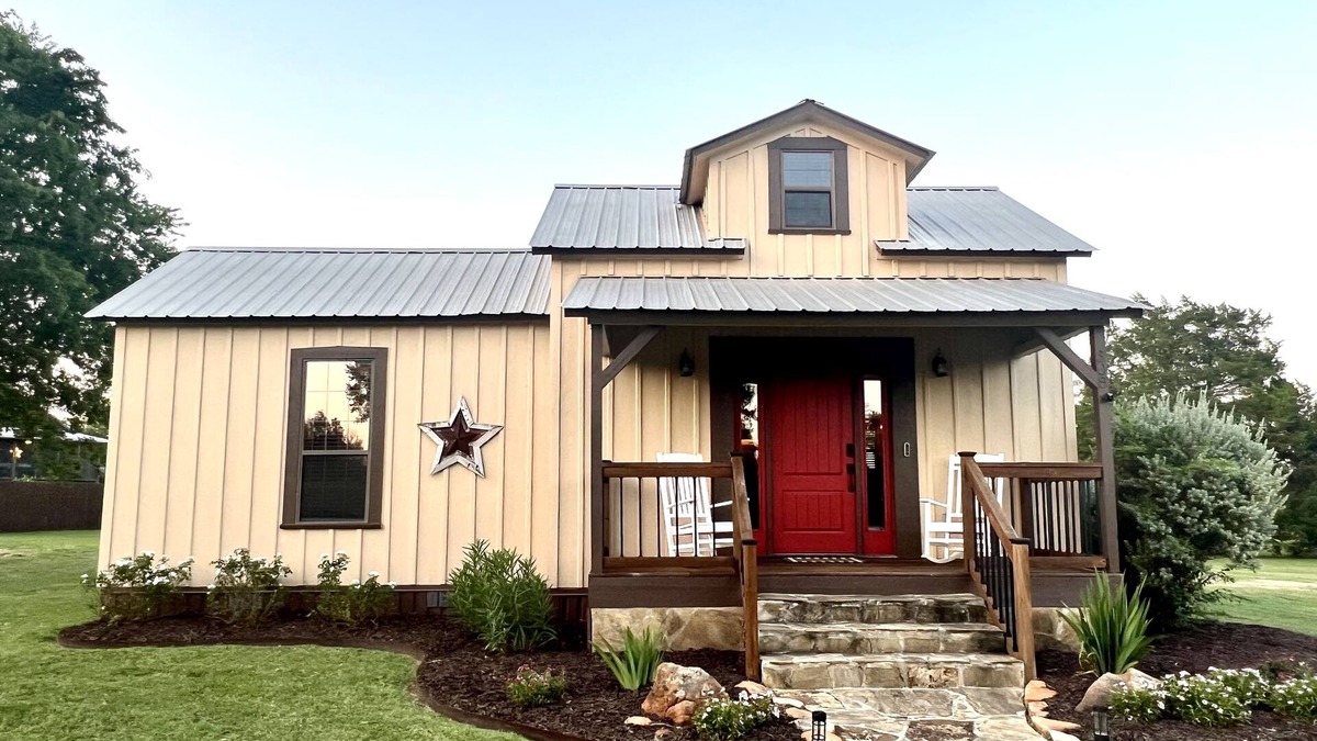 Fayetteville Cabin | Charming Country Cabin in Quaint Texas Town