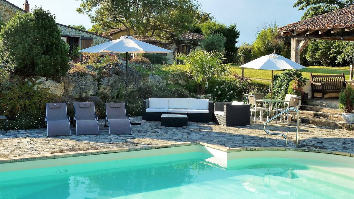 Monbazillac Cottage | Charming Country Cottage With Large Heated Pool In Monbazillac, near Bergerac