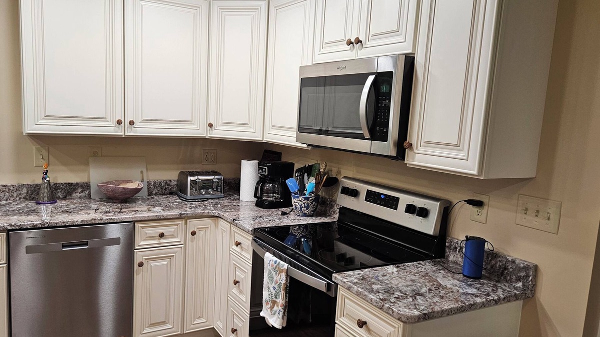 Racine House | Charming country duplex with WiFi and AC in peaceful Wampum.