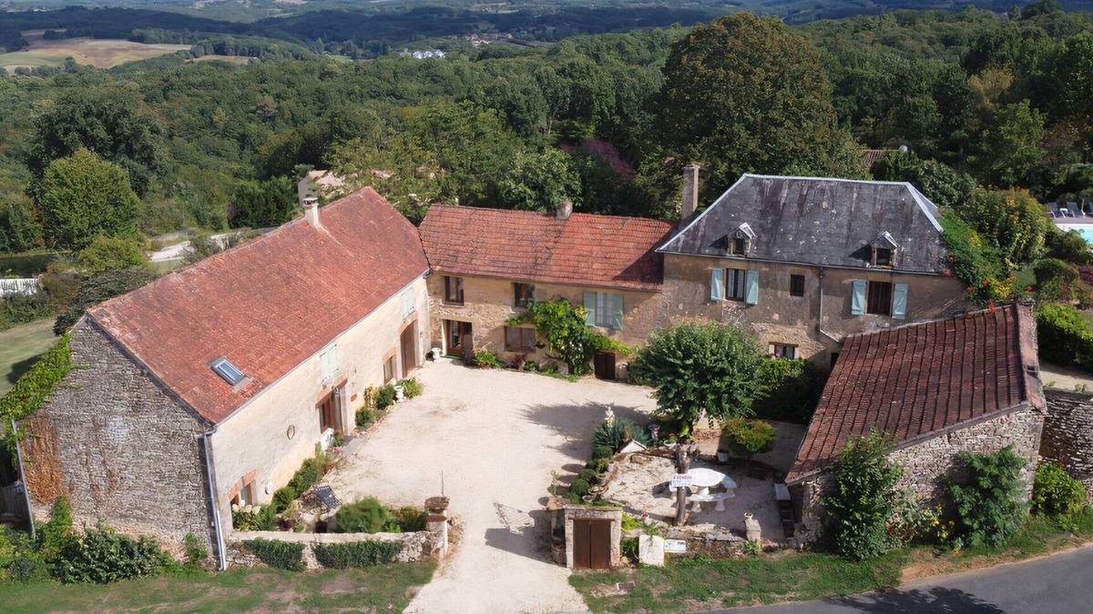 Saint-Genies Cottage | Charming country gîte with swimming pool 8 minutes from Lascaux and 15 minutes from Sarlat