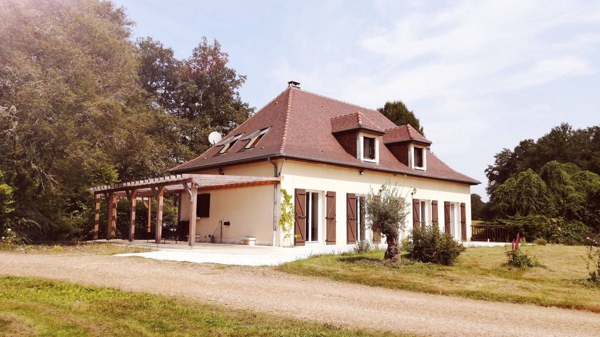 La Coquille House | Charming country house in a wooded garden in Perigord Vert