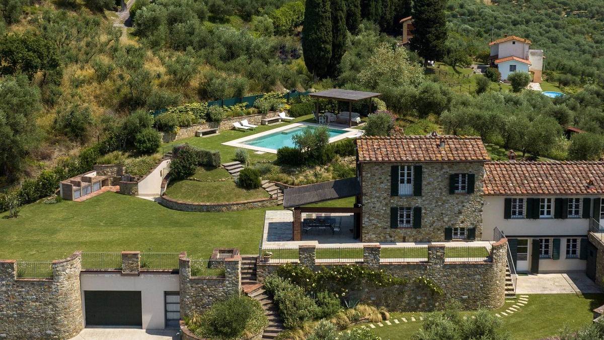 Capannori Villa | Charming country house on the hills north of Lucca with stunning view