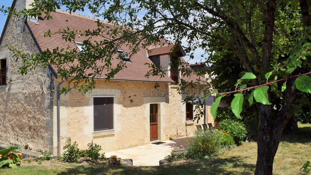 Paulmy Cottage | Charming Countryside Retreat with Garden, Fireplace, and Modern Amenities in Southern Touraine