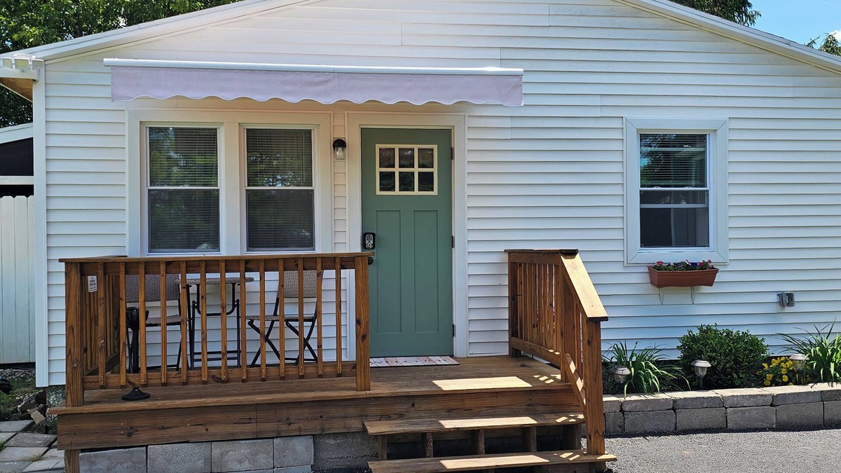 Carlisle Cottage | Charming, Cozy and Clean Cottage in Carlisle