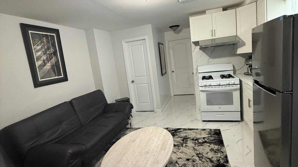 Port Ivory Apartment | Charming: Cozy Getaway Apartment