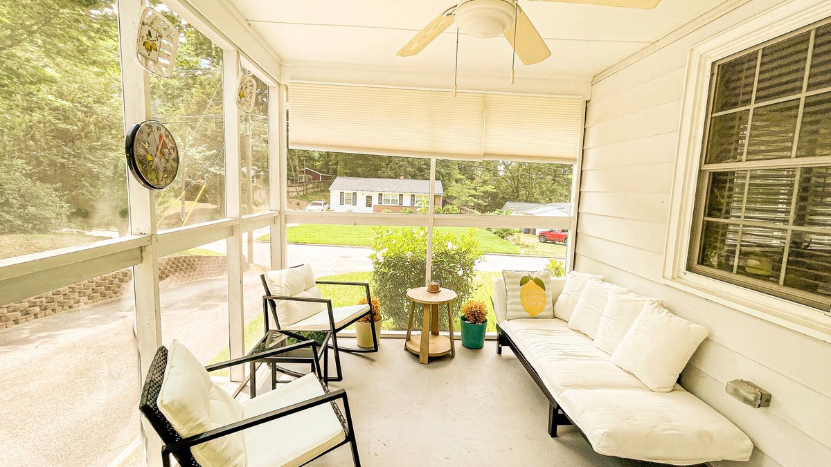 Raleigh House | Charming & Cozy Midtown Ranch Home