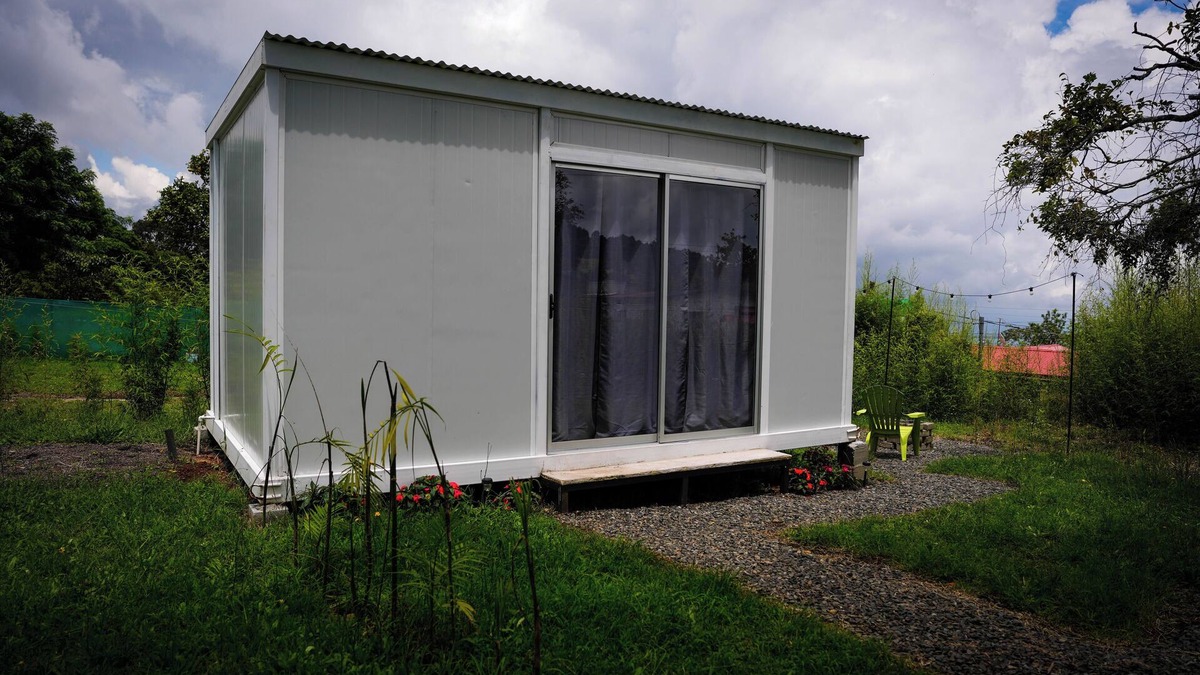 Poas Volcano National Park Cabin | Charming 2-bedroom cabin in delightful Provincia de Alajuela with WiFi