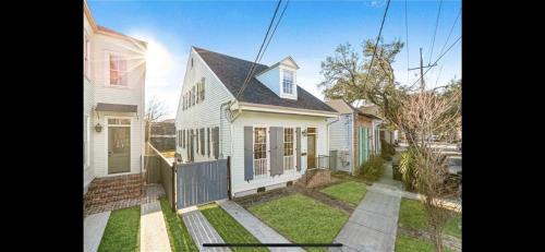 Treme House | Charming Creole Cottage 2 Blocks Across Rampart St from French Quarter