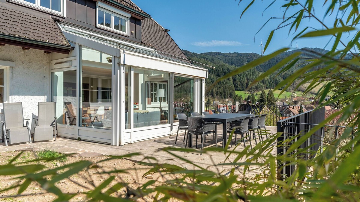 Gutach House | Charming Black Forest house with panoramic views, ideal for families of up to 6 people.