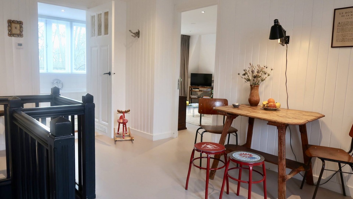 Amsterdam North Bed & Breakfast | Charming Dike House - Private Floor - Green view