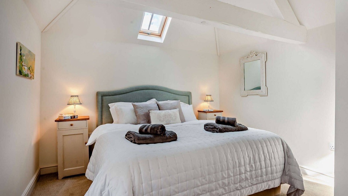 Chipping Norton Cottage | Charming dog friendly holiday home in the North Cotswolds - Lower Barn