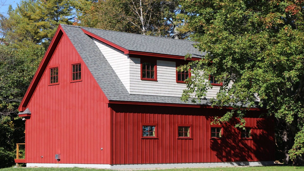 Waldoboro House | Charming Dog Friendly MidCoast Maine Coach House - Great WiFi, Clean & Cozy